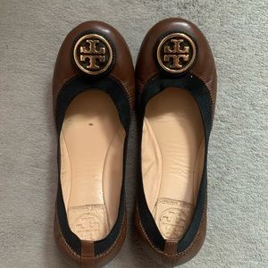 Tory Burch brown flats with gold detail size 6.5